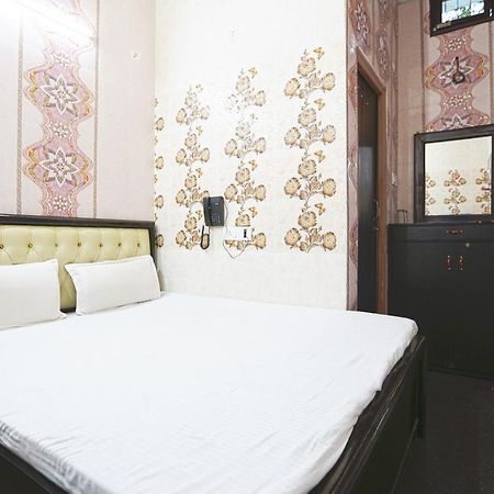 Spot On 43436 Hotel Mannat Spot Moradabad Exterior foto